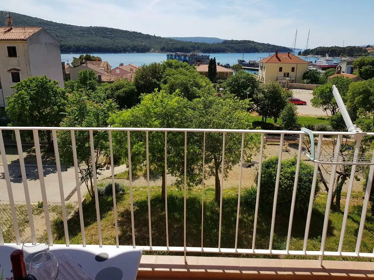 Apartman Flavia Cres 0*,  Croácia